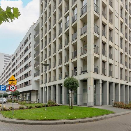 Warsaw Srodmiescie Apartment With Balcony By Noclegi Renters Ngoại thất bức ảnh