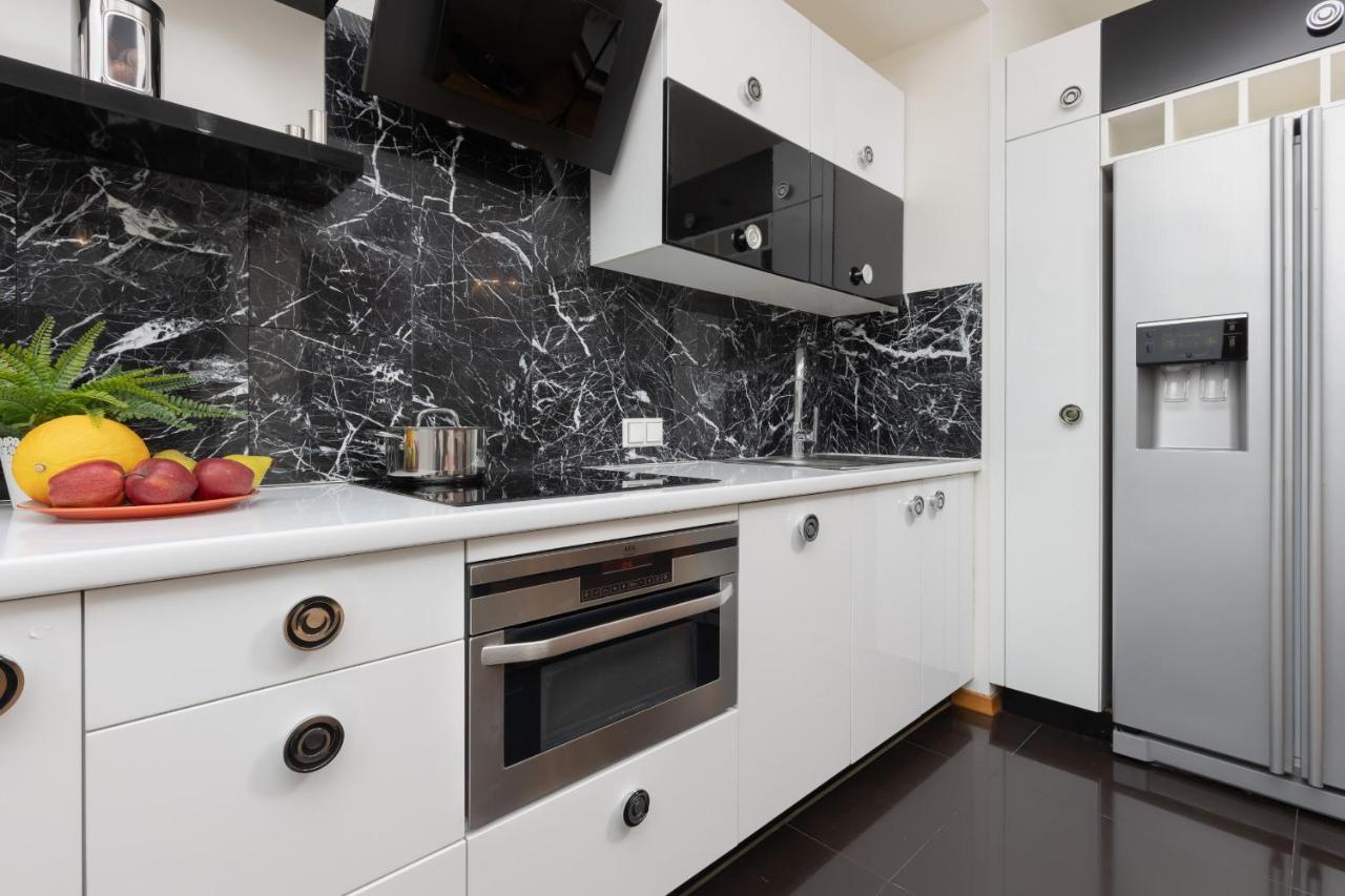 Warsaw Srodmiescie Apartment With Balcony By Noclegi Renters Ngoại thất bức ảnh