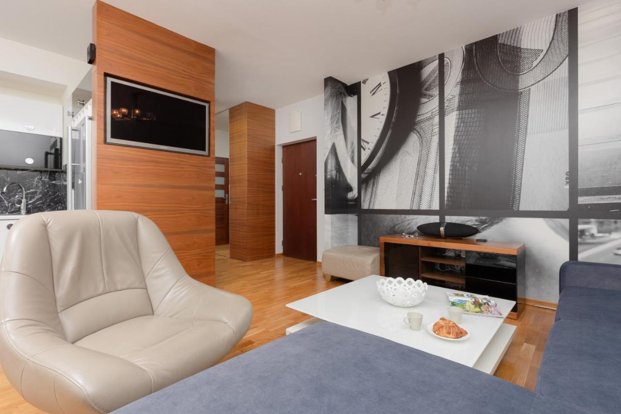 Warsaw Srodmiescie Apartment With Balcony By Noclegi Renters Ngoại thất bức ảnh