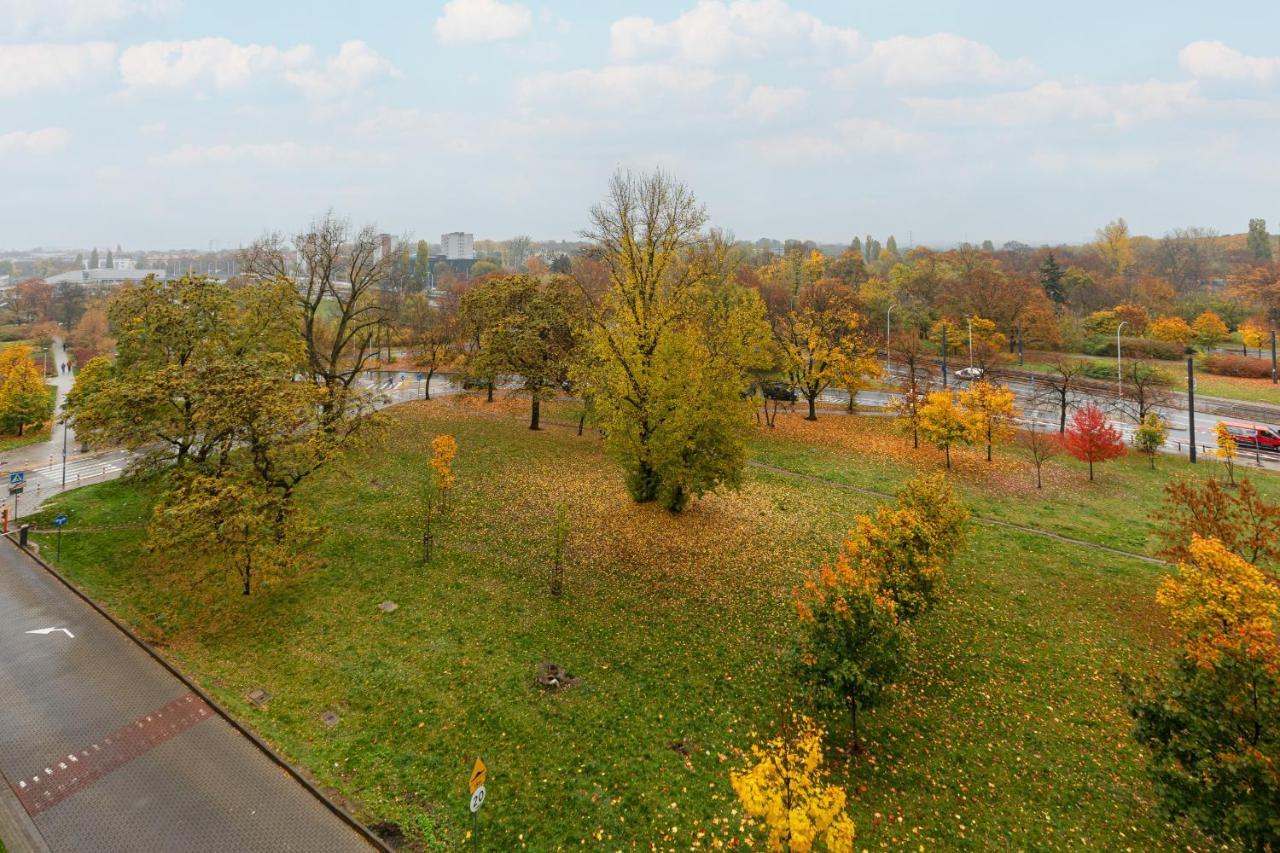 Warsaw Srodmiescie Apartment With Balcony By Noclegi Renters Ngoại thất bức ảnh